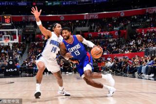 频繁陷入顾 频繁陷入顾