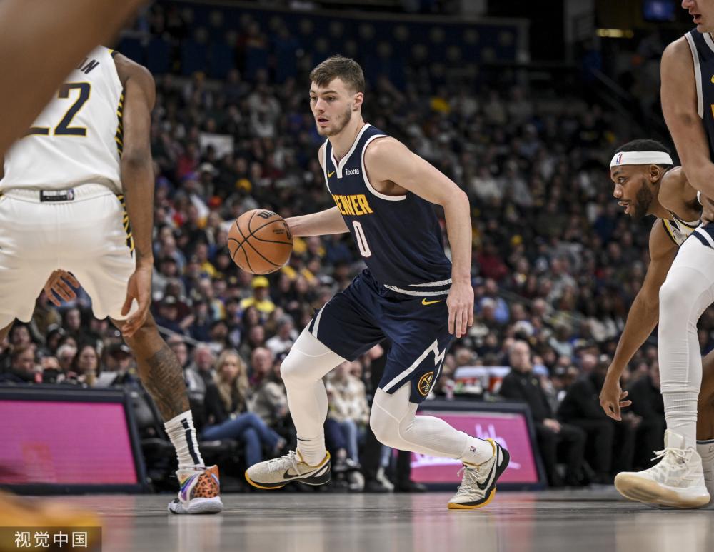 某体育品牌 某体育品牌